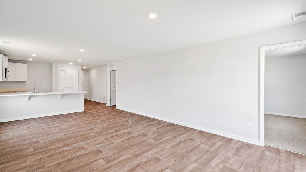 Spacious, unfurnished interior of a new home in Lockwood Landing, Supply (Image 19).