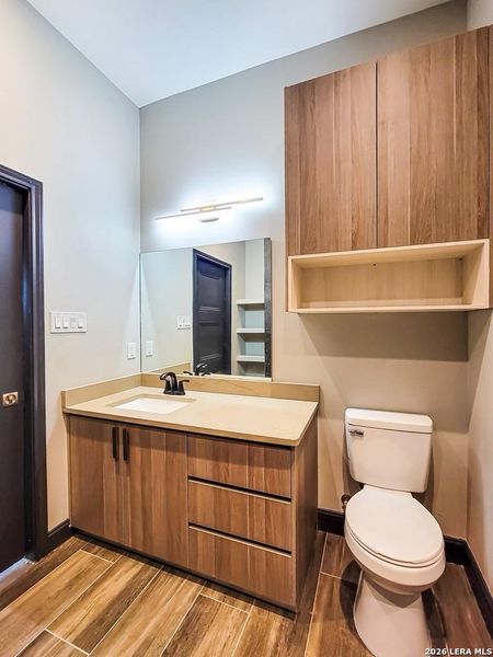 Furnished interior view inside a new home in , Eagle Pass (Image 4).