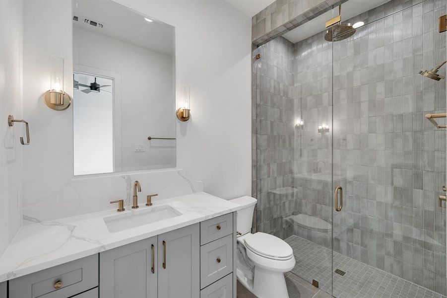 Furnished interior view inside a new home in , Gunter (Image 33). Furnished interior view inside a new home in , Gunter (Image 33).