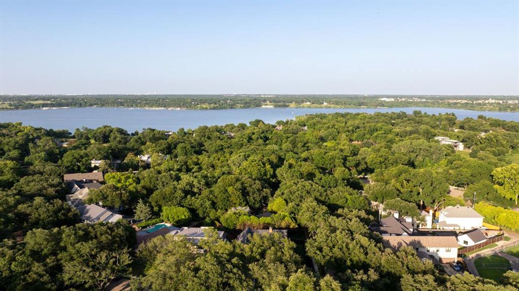 Image 34 of a home in . Image 34 of a home in .