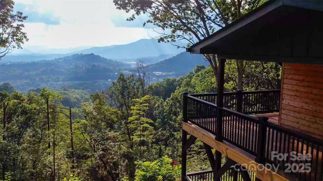 Image 20 of a home in . Image 20 of a home in .