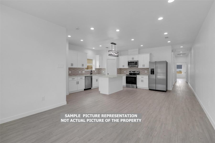 Spacious, unfurnished interior of a new home in , Willis (Image 21).