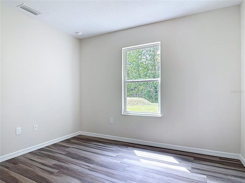 Spacious, unfurnished interior of a new home in , Deland (Image 34).