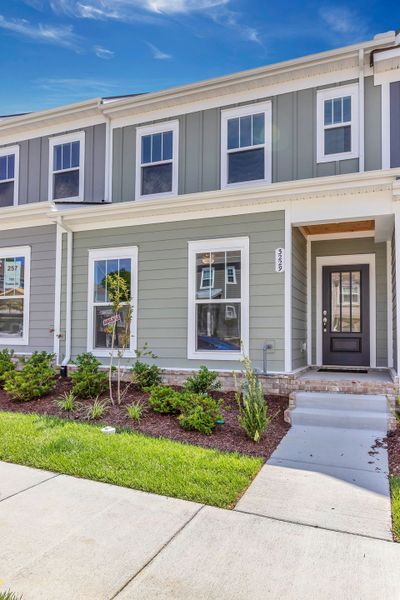 3229 Tasker Dr., Valley View Townhome 3229 Tasker Dr., Valley View Townhome