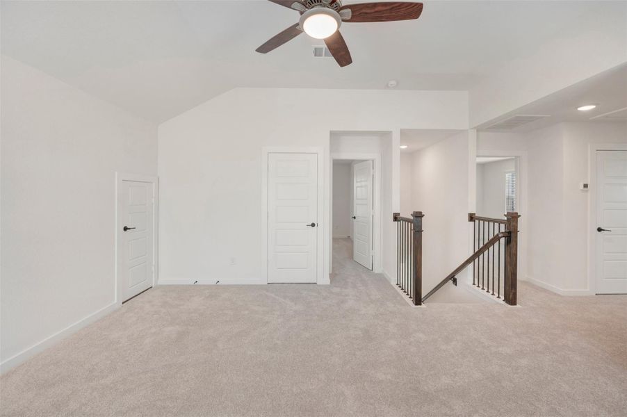 Spacious, unfurnished interior of a new home in Miller's Pond, Rosenberg (Image 26). Spacious, unfurnished interior of a new home in Miller's Pond, Rosenberg (Image 26).