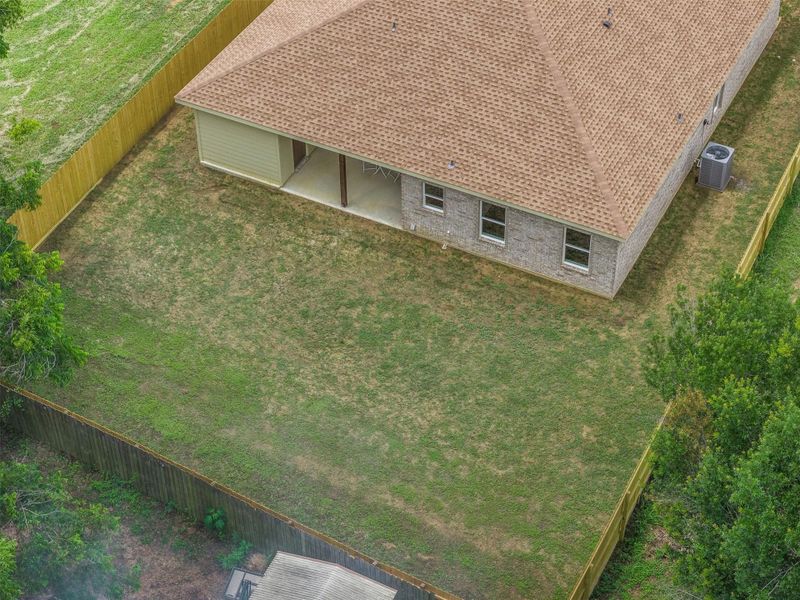 Exterior details and patio area of a home in , Lexington (Image 22).