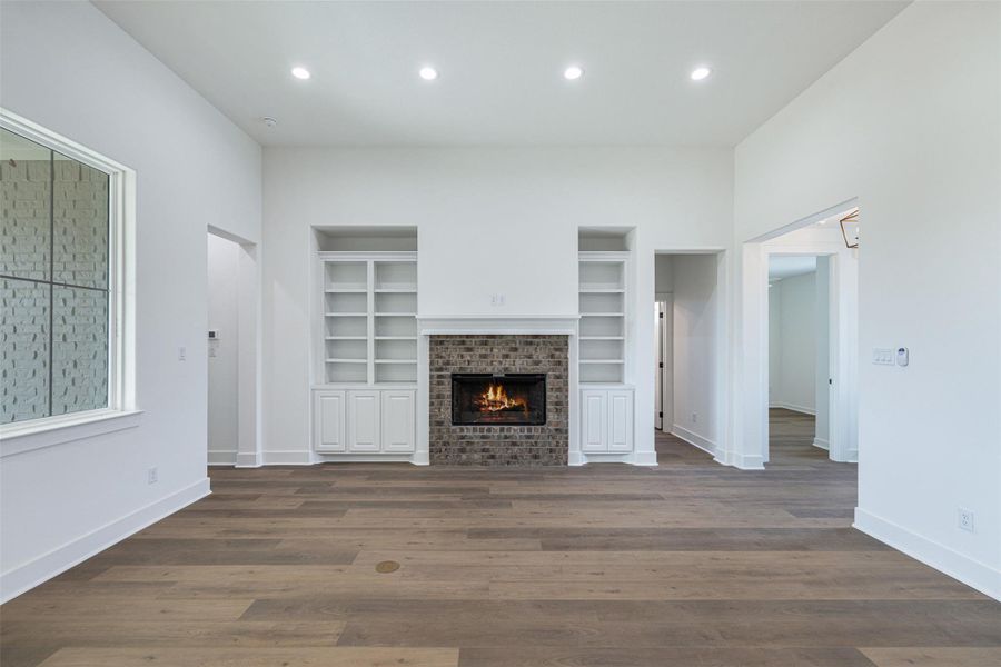 Spacious, unfurnished interior of a new home in , Bryan (Image 14).