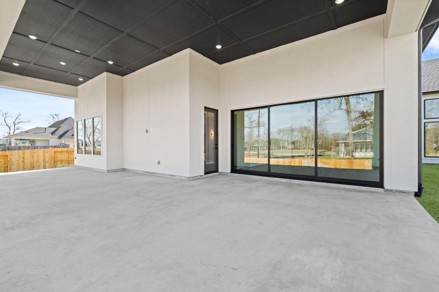 Images shown are of a similar home and are for representation purposes only. Actual features and finishes may vary. Images shown are of a similar home and are for representation purposes only. Actual features and finishes may vary.