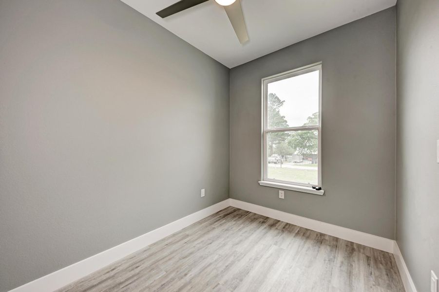 Spacious, unfurnished interior of a new home in , Paige (Image 32).