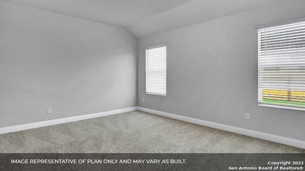 Spacious, unfurnished interior of a new home in Arroyo Ranch, Seguin (Image 9).