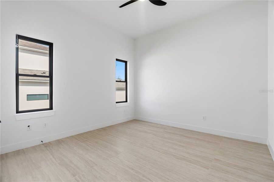 Spacious, unfurnished interior of a new home in , Montverde (Image 31).