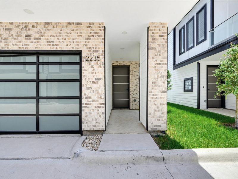 Exterior details and patio area of a home in , Houston (Image 30). Exterior details and patio area of a home in , Houston (Image 30).
