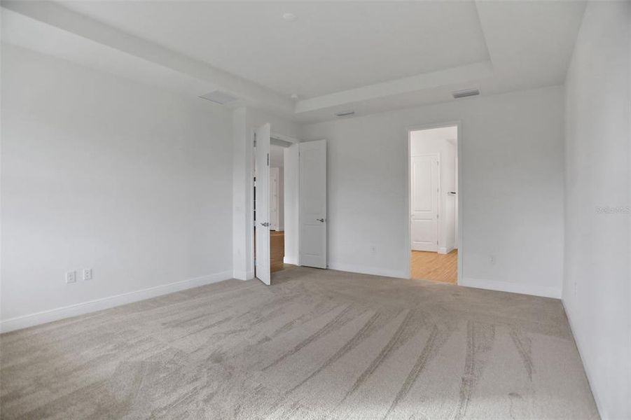 Spacious, unfurnished interior of a new home in Seaire, Parrish (Image 27).