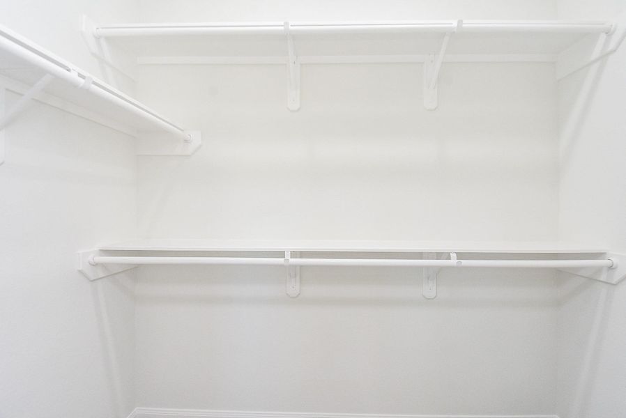 Spacious, unfurnished interior of a new home in , Houston (Image 26).