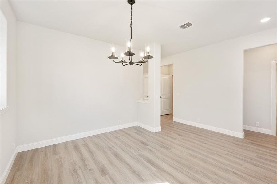 Spacious, unfurnished interior of a new home in Ridge Ranch Classic 60, Mesquite (Image 18).