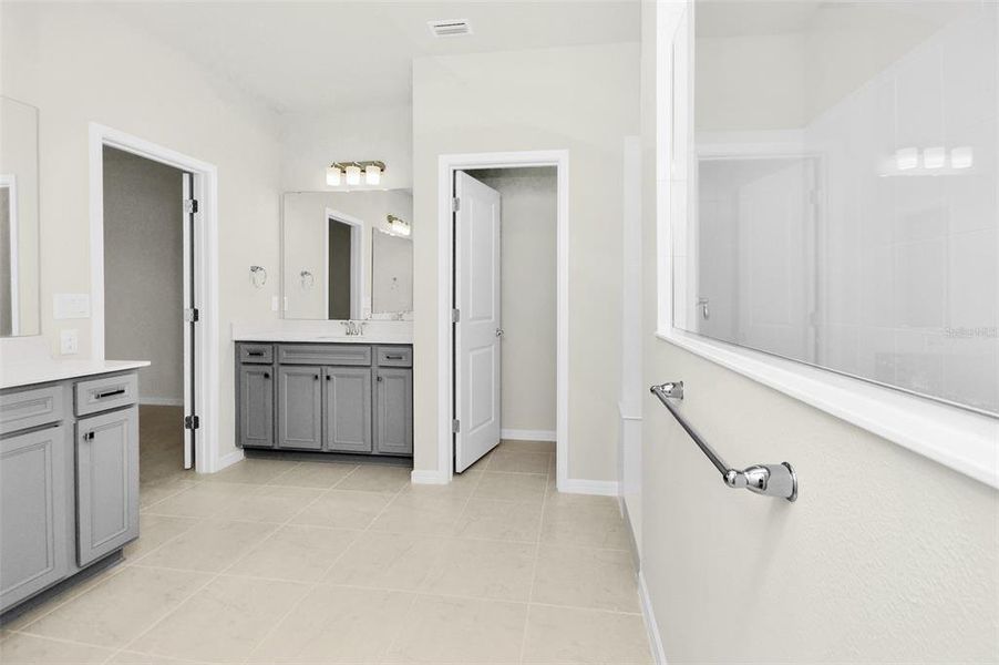 Furnished interior view inside a new home in Weslyn Park, St. Cloud (Image 7).
