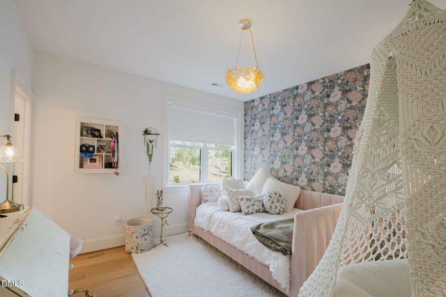 76-web-or-mls-270-beech-slope-ct