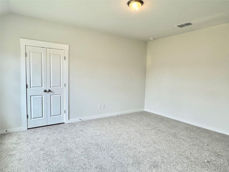 Spacious, unfurnished interior of a new home in Carillon, Manor (Image 12).