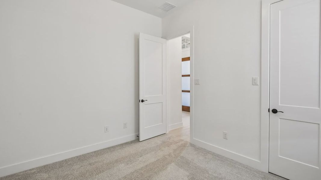 Spacious, unfurnished interior of a new home in Artavia, Conroe (Image 37).