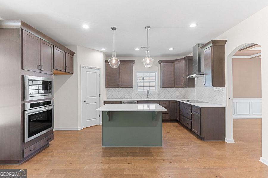 Furnished interior view inside a new home in Juliette Crossing, Forsyth (Image 25).