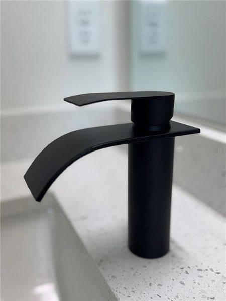 Image 53 of a home in .