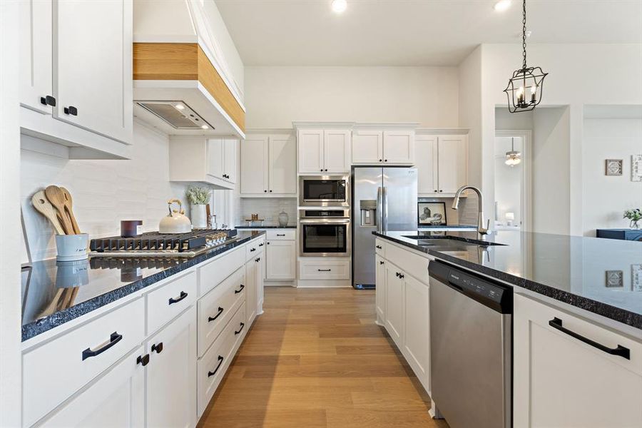 Furnished interior view inside a new home in Inspiration, Lucas (Image 5).