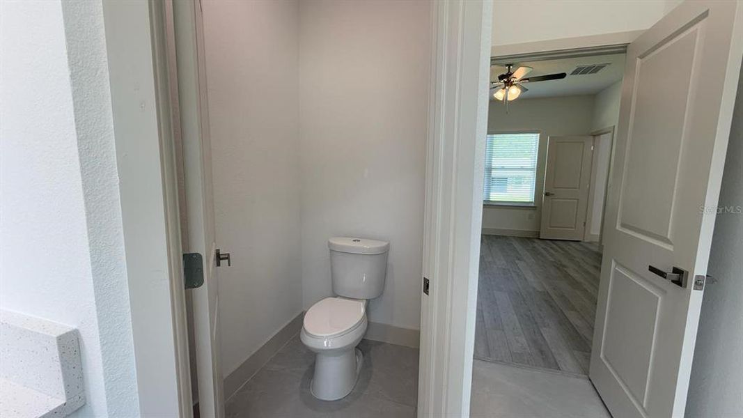 Furnished interior view inside a new home in , Dunnellon (Image 13).