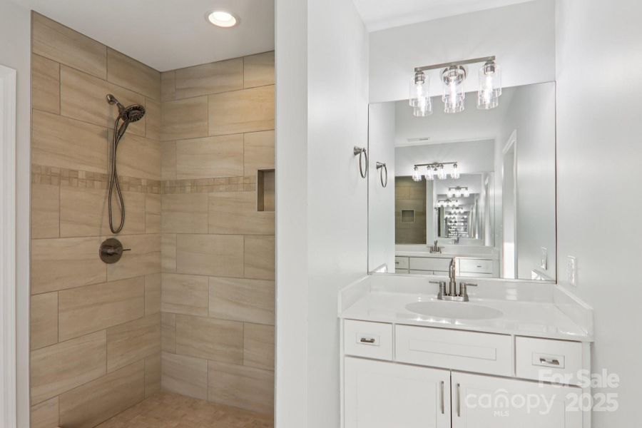 Image 44 of a home in .