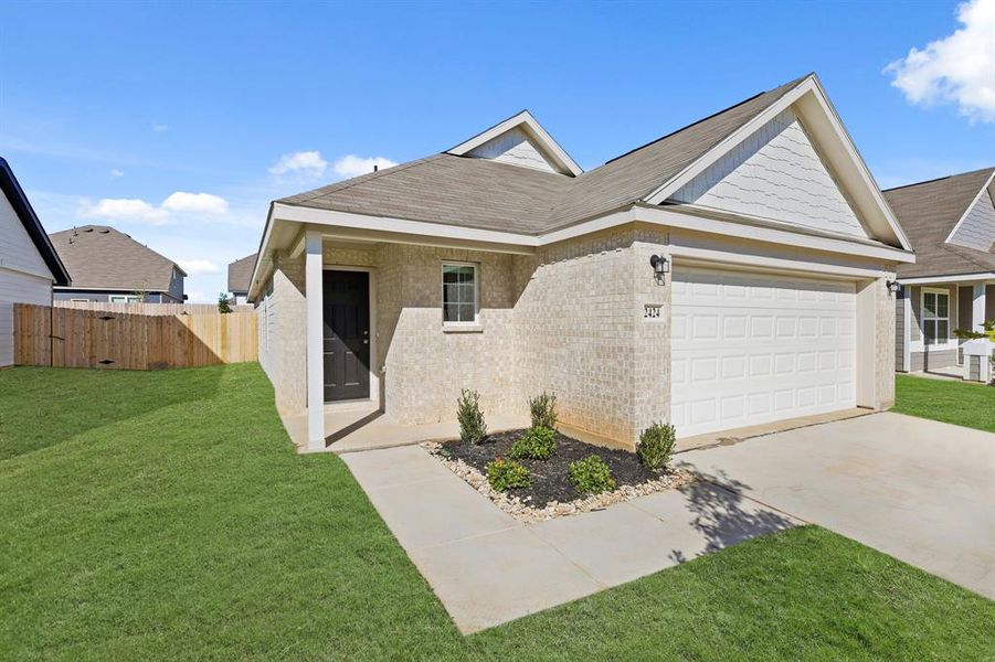 Image 18 of a home in Sycamore Landing.