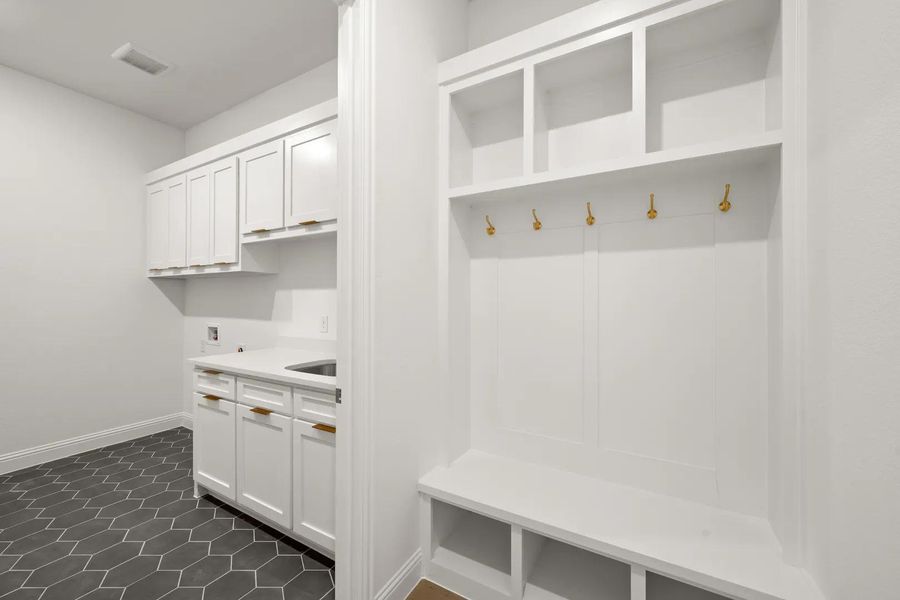 The Brynlee II G Laundry Room