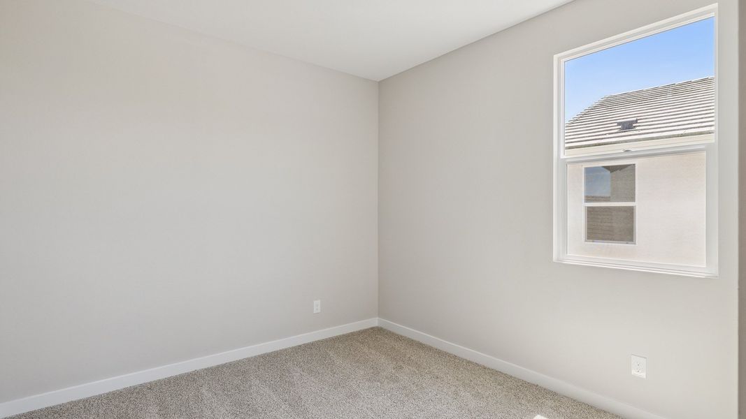 Spacious, unfurnished interior of a new home in Upper Canyon, Phoenix (Image 31).