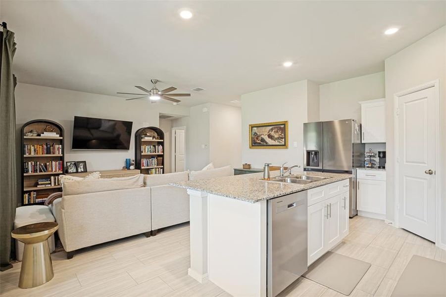 Furnished interior view inside a new home in , Fort Worth (Image 24).