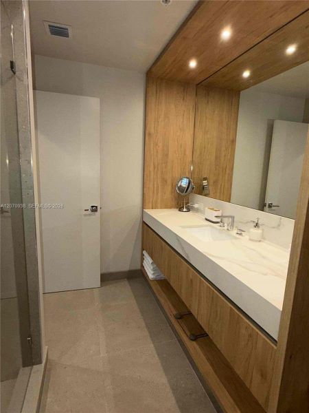 Furnished interior view inside a new home in , Miami (Image 8).