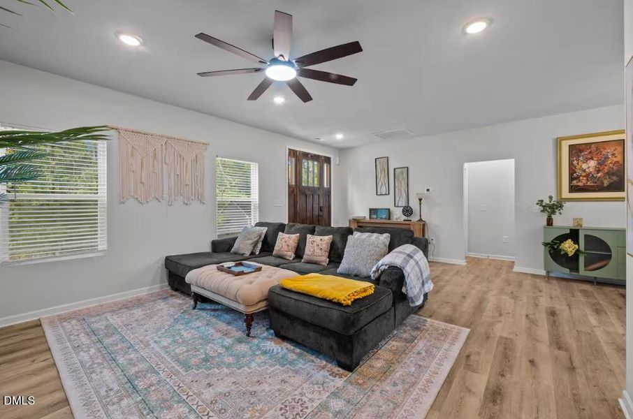 Screen Shot 2025-11-20 at 11.55.33 AM