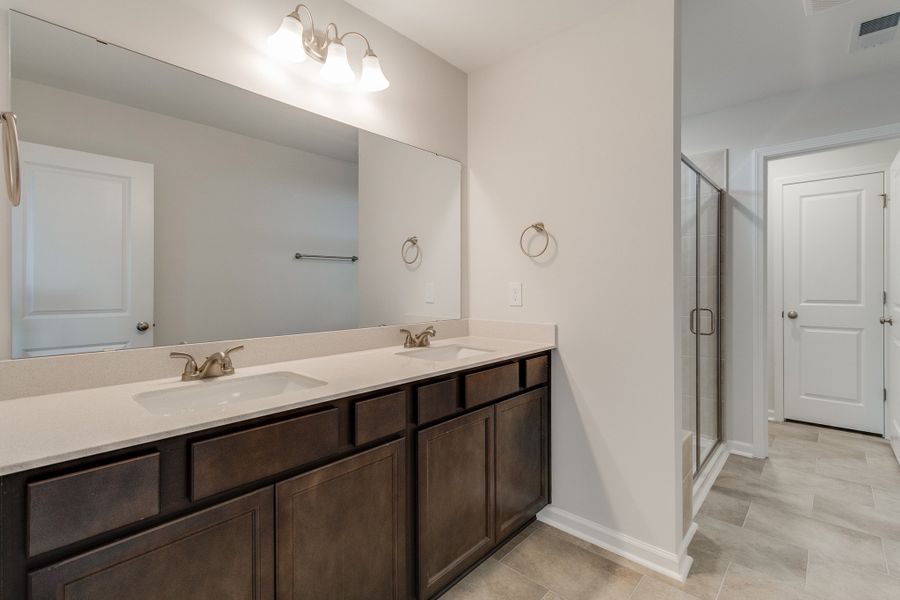 Furnished interior view inside a new home in Ellington, Elgin (Image 12).