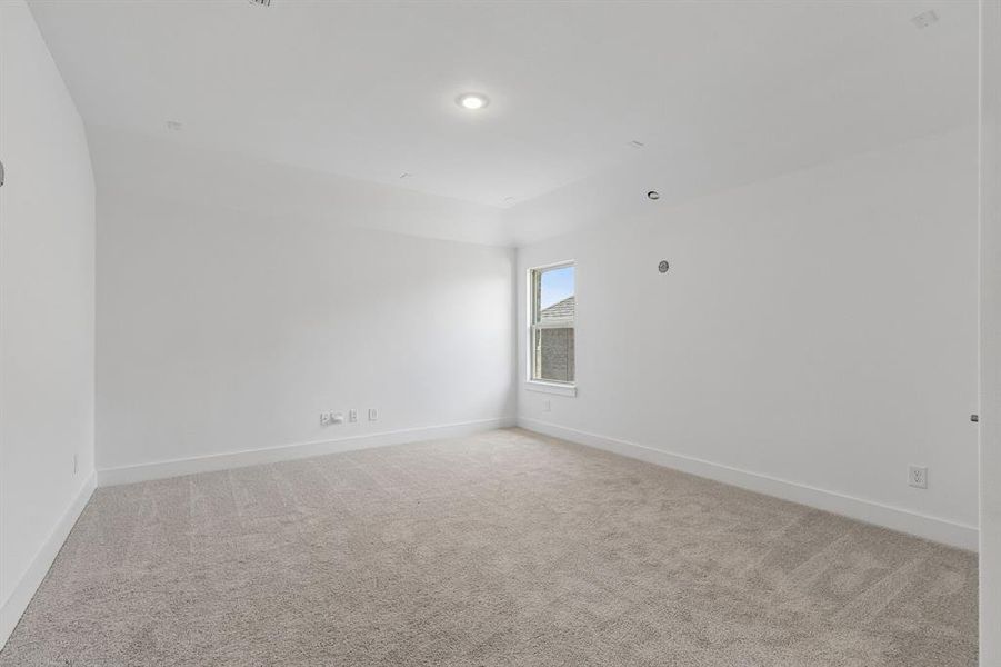 Spacious, unfurnished interior of a new home in , McKinney (Image 24).