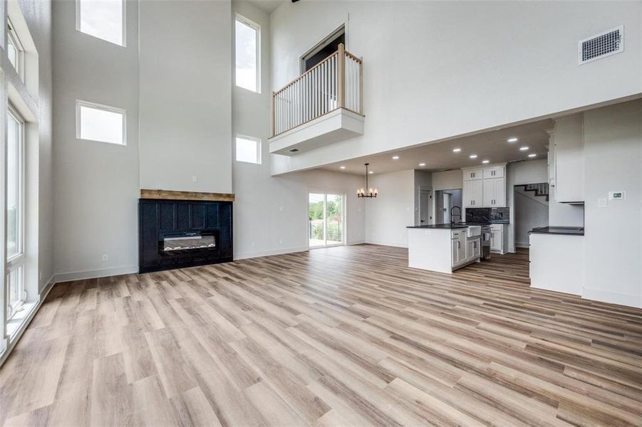 Spacious, unfurnished interior of a new home in , Bridgeport (Image 14).