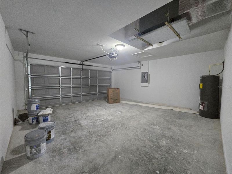 Spacious, unfurnished interior of a new home in , Ocala (Image 37). Spacious, unfurnished interior of a new home in , Ocala (Image 37).