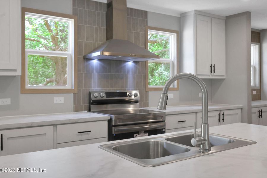 Close-up of interior finishes inside a home in , Keystone Heights (Image 20).