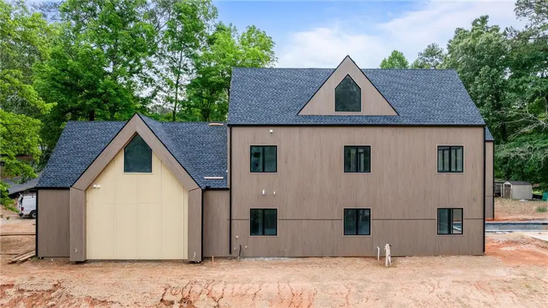Image 35 of a home in .