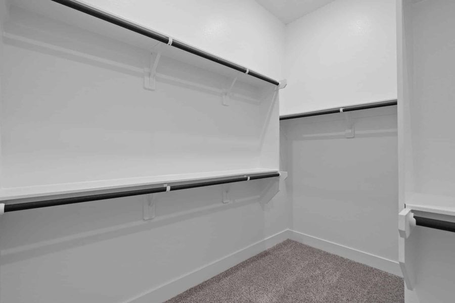 Spacious, unfurnished interior of a new home in Riceland, Mont Belvieu (Image 33).