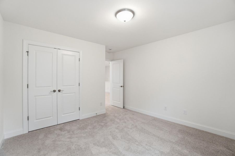 Spacious, unfurnished interior of a new home in Ashton Park, Monroe (Image 16).