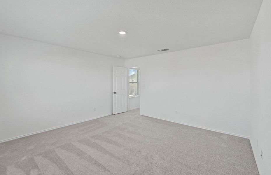 Spacious, unfurnished interior of a new home in Santa Rita Ranch, Liberty Hill (Image 19). Spacious, unfurnished interior of a new home in Santa Rita Ranch, Liberty Hill (Image 19).
