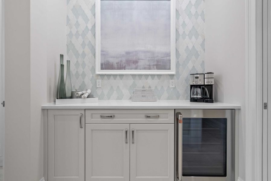 2D floor plan layout for the Seabreeze Grande by GHO Homes in Seaglass, Vero Beach, FL (Image 121).