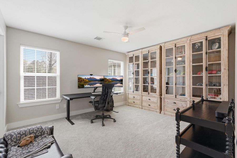 Furnished interior view inside a new home in , Conroe (Image 24).
