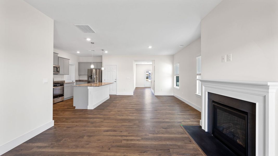 Spacious, unfurnished interior of a new home in Harbor Crest, Ooltewah (Image 16).