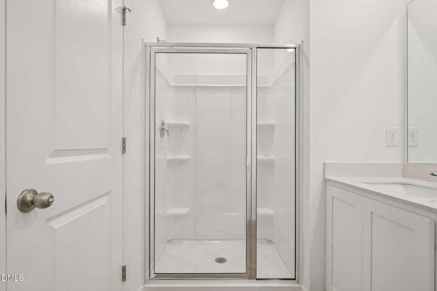 33-web-or-mls-Flagstone Way-S1010-033