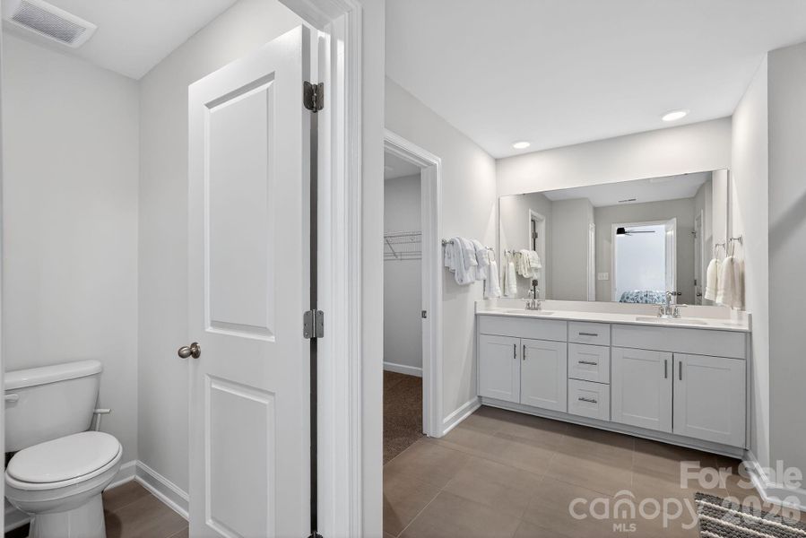 Furnished interior view inside a new home in , Longs (Image 18).