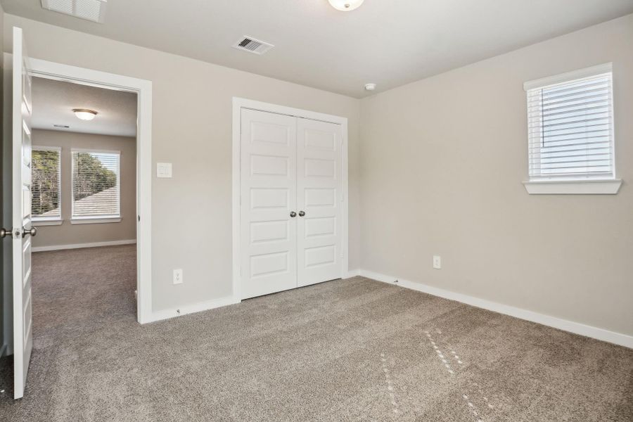 Photo is not of the actual home but is an inspirational photo of builder’s model home and may depict options, furnishings, and/or decorator features that are not included. Photo is not of the actual home but is an inspirational photo of builder’s model home and may depict options, furnishings, and/or decorator features that are not included.