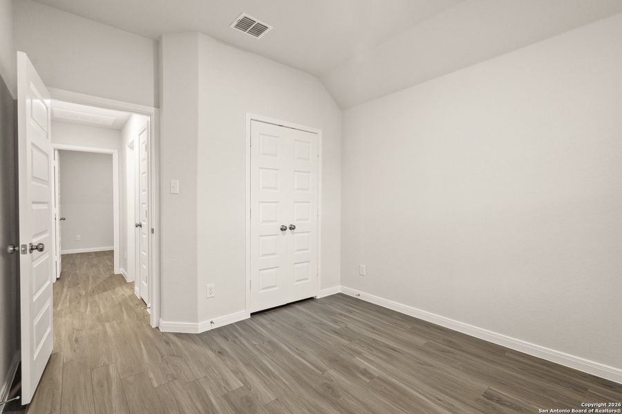 Spacious, unfurnished interior of a new home in Swenson Heights, Seguin (Image 26).